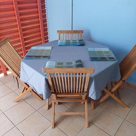 Appartement F2 Avec Piscine Saint-André Exteriér fotografie