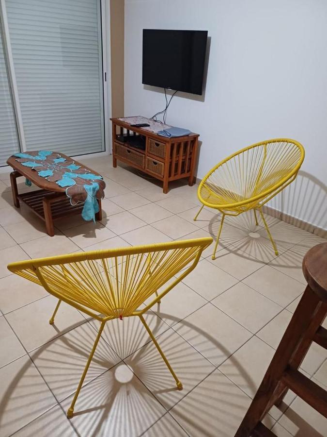 Appartement F2 Avec Piscine Saint-André Exteriér fotografie