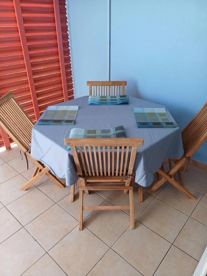Appartement F2 Avec Piscine Saint-André Exteriér fotografie